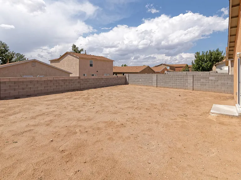 2819 Solano Del Sol Dr NE — Photo 17