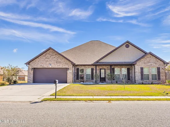 10546 Chapelwood Dr, Gulfport, MS 39503