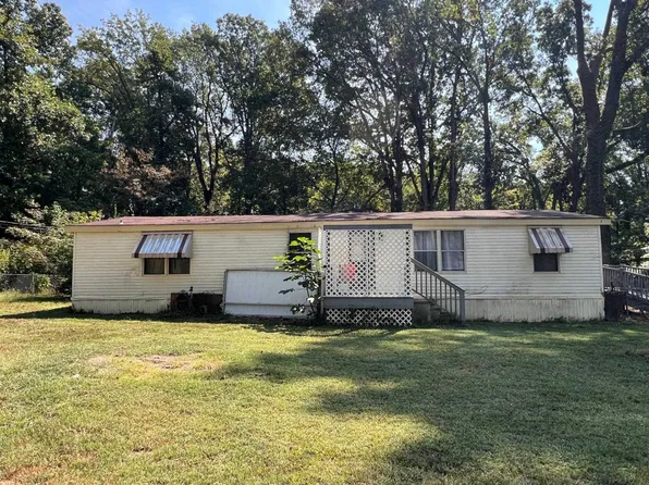 119 Nancy Dr, Millington, TN 38053
