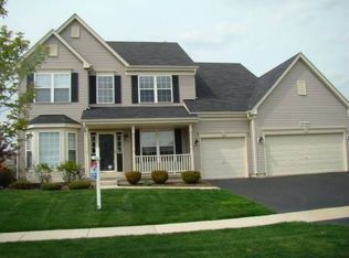 39W044 S Hyde Park, Geneva, IL 60134