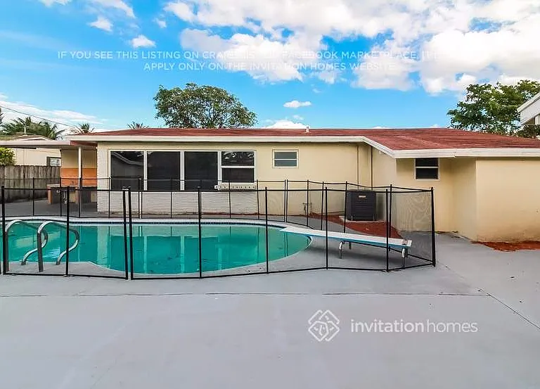 5660 W 9th Ct — Photo 23