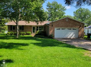 1491 S M 52, Owosso, MI 48867