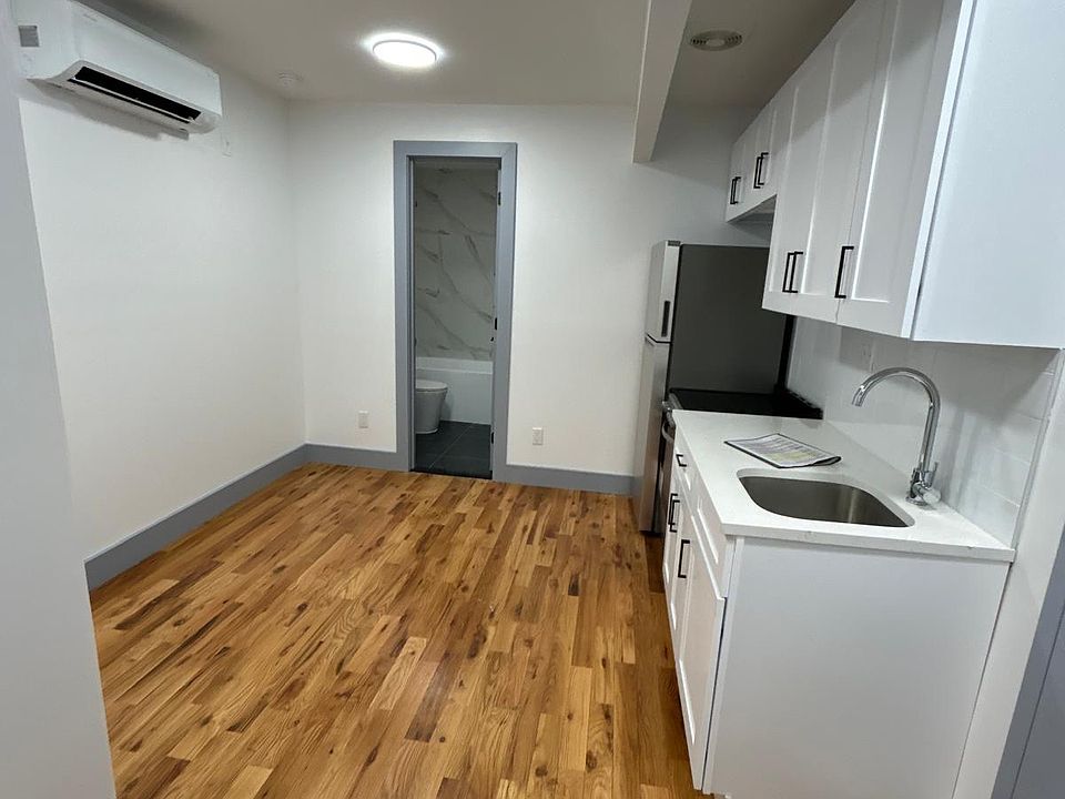 1st image of 747 Coster St #G1