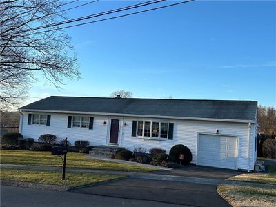 180 Del Drive, Stratford, CT, 06614