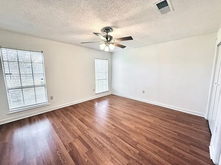 16405 Patton Ave — Photo 18