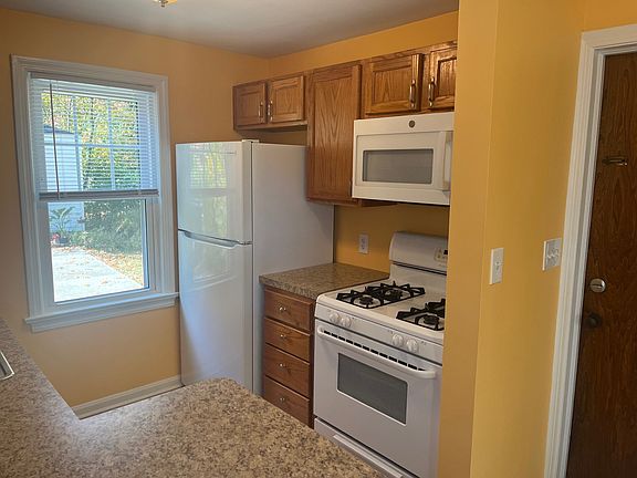5th image of 2054 13th St #1
