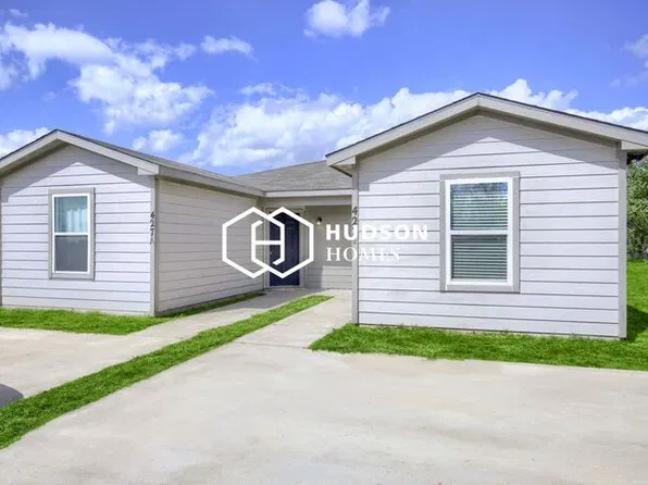 427 County Line Rd #B, Mabank, TX 75147