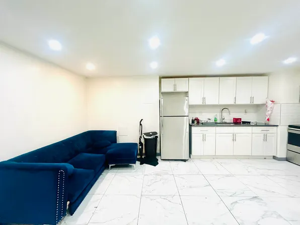 241 Fountain Avenue image 1 of 12