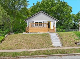 4526 Park Ave, Kansas City, MO 64130