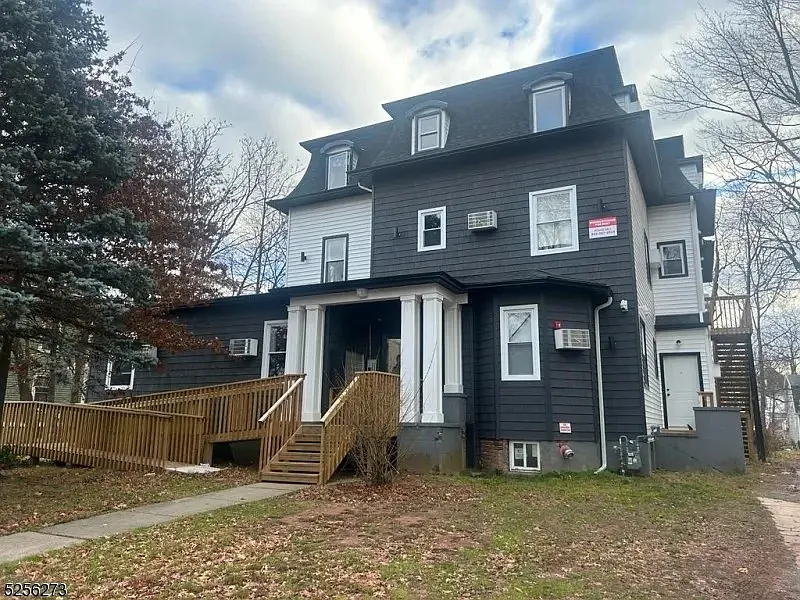 1 bed, $1,700 — Photo 1