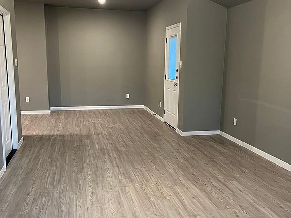 View upon walking into unit.