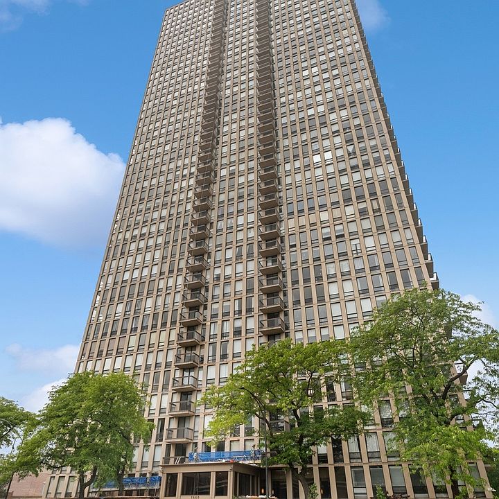 1st image of 1660 N Lasalle St #407