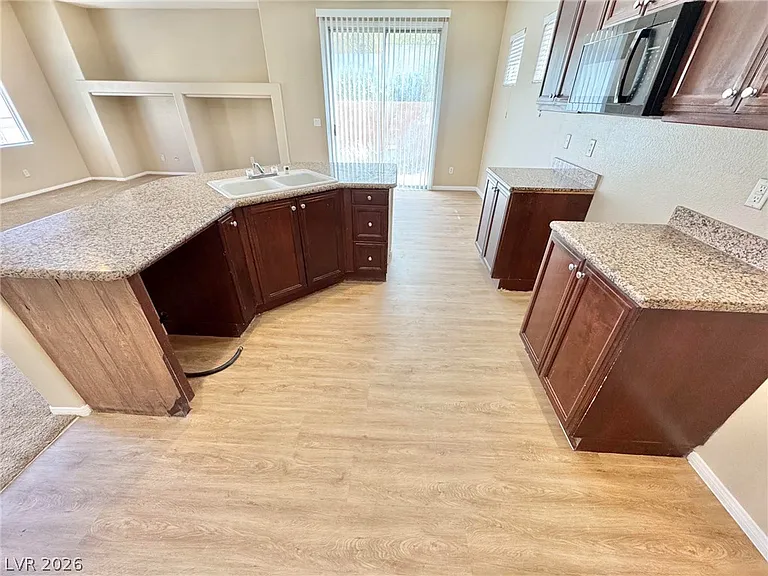 8121 Retriever Ave — Photo 5