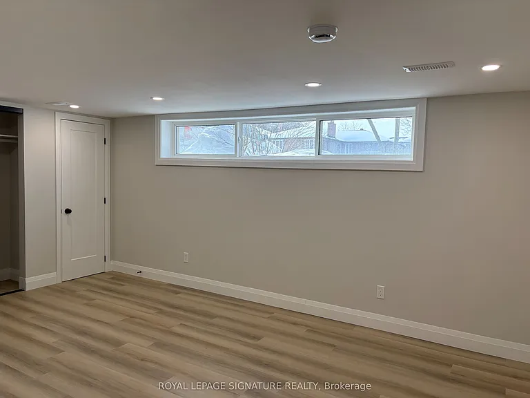 9 Breadner Dr #SHARED BASEMENT — Photo 4