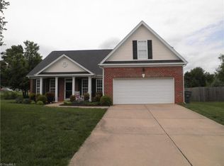 2802 Barksdale Dr, Haw River, NC 27258