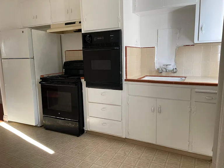 3539 Agate Dr #5 — Photo 10