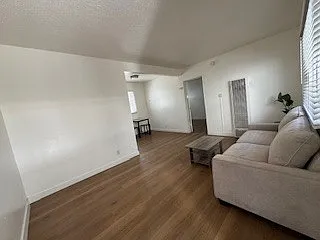 Building Photo - 8319 S Western Ave #1
