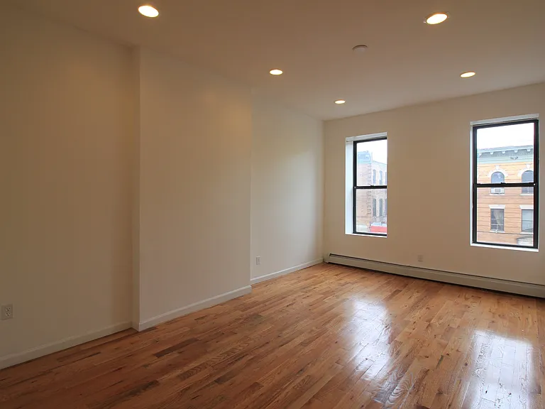 263 Vernon Ave #3 — Photo 4