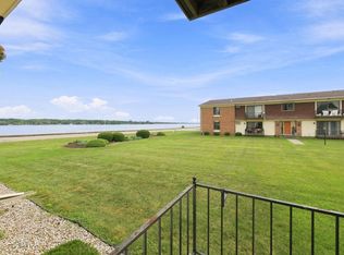 1900 River Rd, Marysville, MI 48040