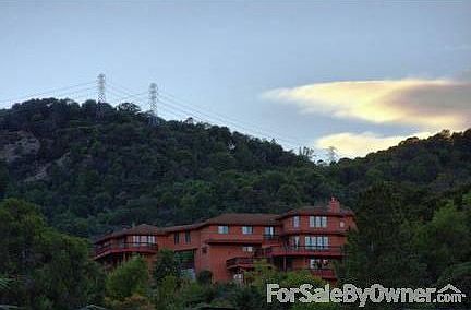 Master Bath
						:
						Walk in closet, double sinks, jacuzzi tub, sky light, and bidet.