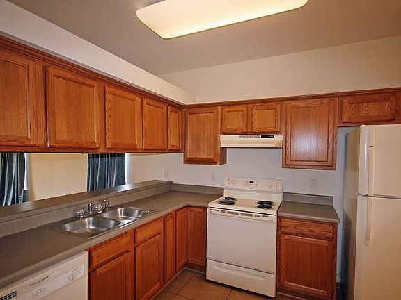 2nd image of 8960 Abbington Dr
