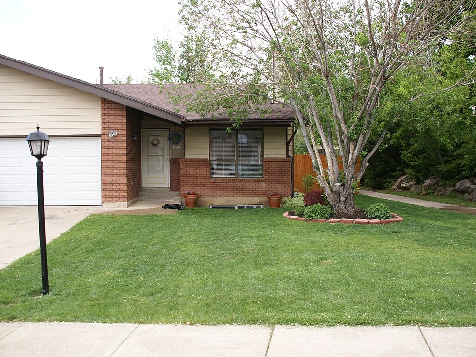 Front facing  Cul de sac