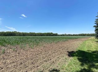 908 Park Rd, Gibbon, NE 68840