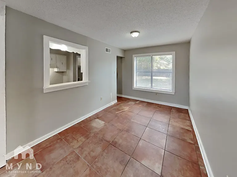 4578 Crump Rd — Photo 5