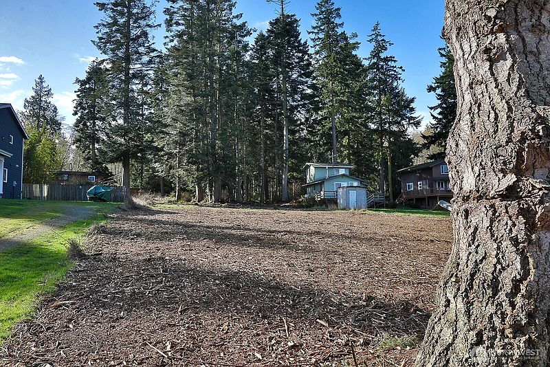 5th image of 0 Salmonberry Road