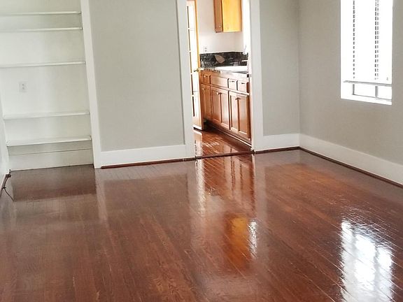 2nd image of 6034 Acacia Ave