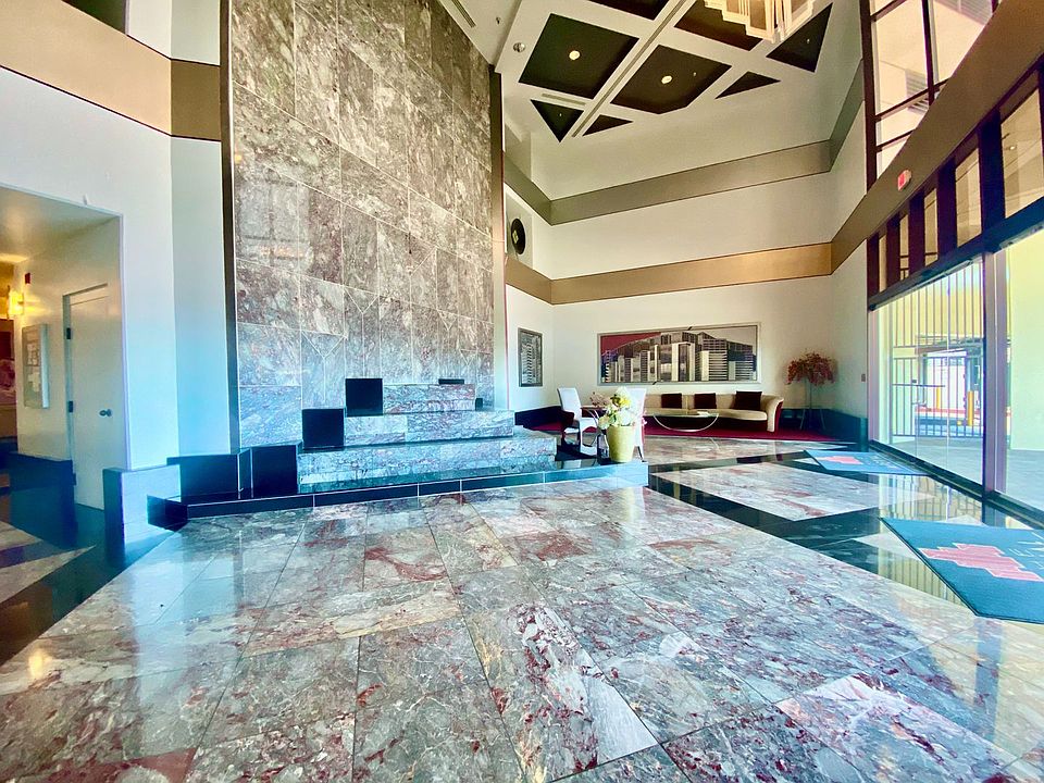 1st image of 725 Kapiolani Blvd APT 818