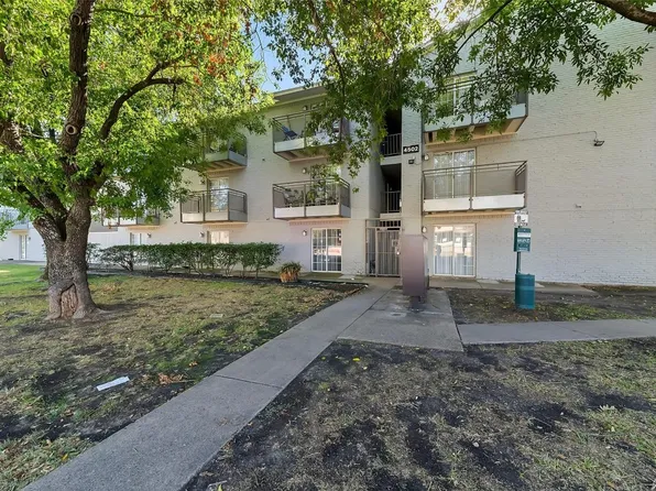 4502 Gaston Ave APT 321, Dallas, TX 75246
