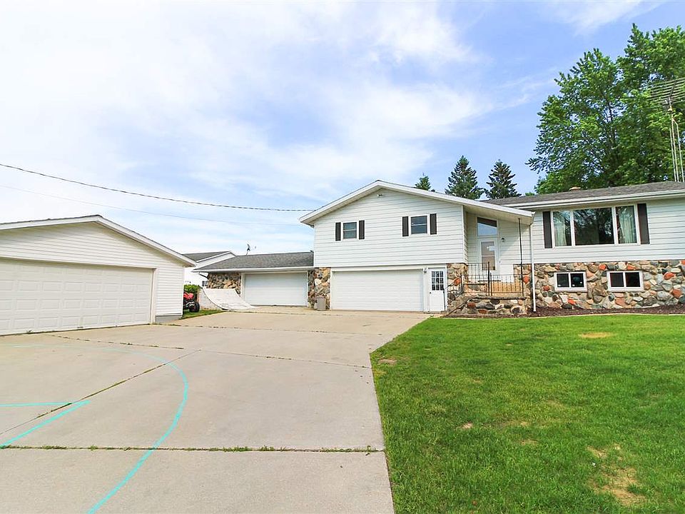 1st image of N4005 Twin Lake Ln