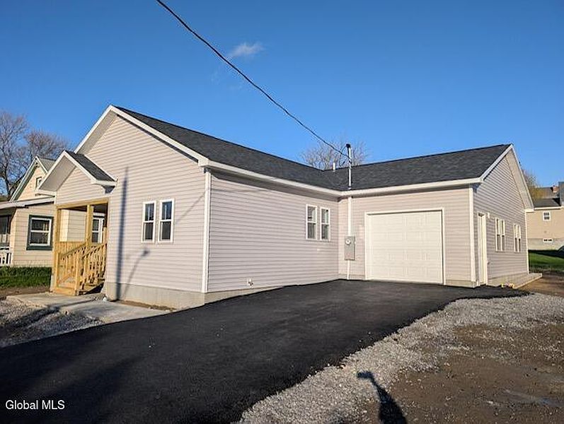 2nd image of 2004 Foster Avenue
