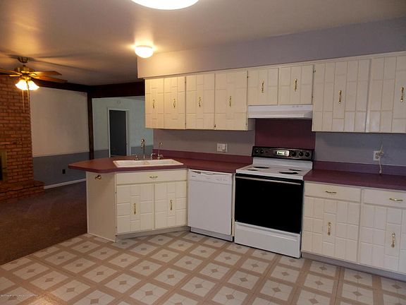 3rd image of 12698 Newberry Dr