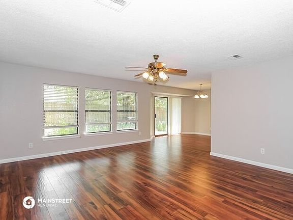 4th image of 2602 Stone Creek Ln