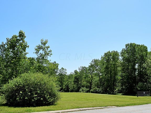 4th image of 94 Zellers Ln