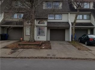 3850 Chimney Creek Dr, Virginia Beach, VA 23462