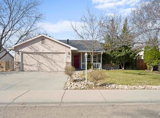 392 W Woodbury Dr, Meridian, ID 83646