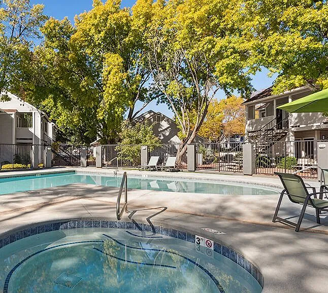 Bella Vista — Photo 9