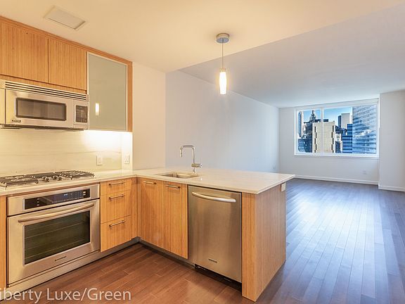 3rd image of 200 N End Ave APT 9K