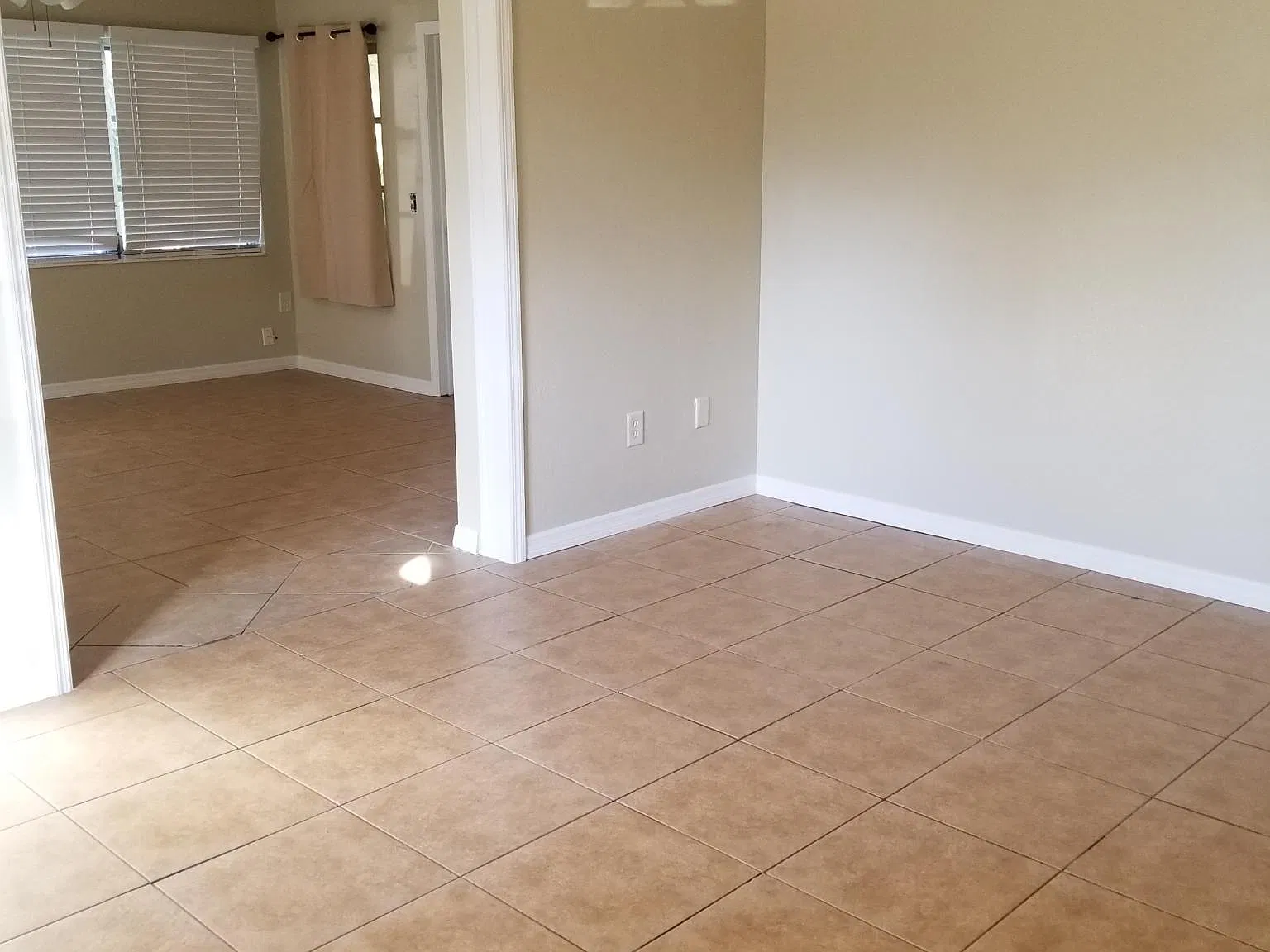 2 bed, 1454 sqft, $1,500 — Photo 4