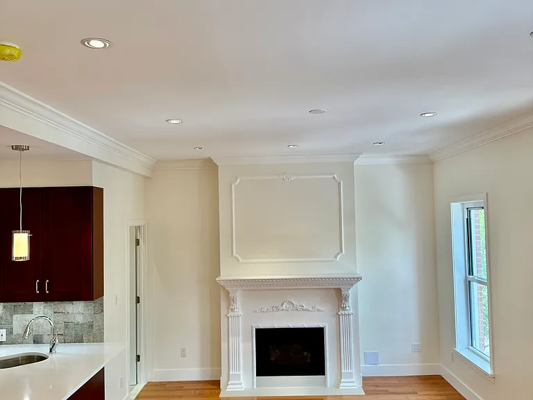 62 Huron St #2 — Photo 6