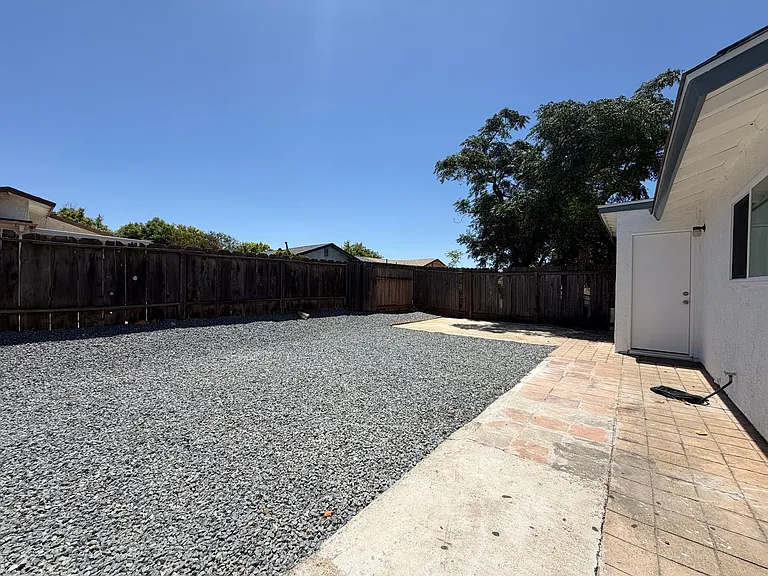 228 Janan Ct — Photo 15