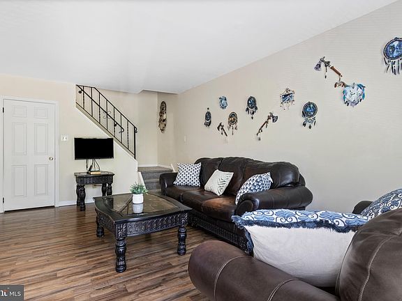 5th image of 5200 Hilltop Dr #412