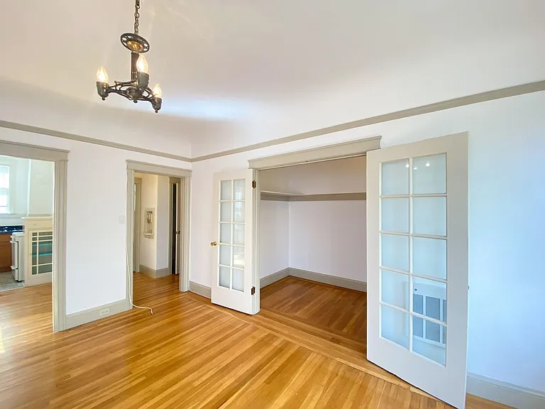 99 Jersey St — Photo 3