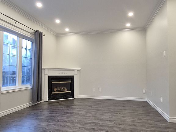 5th image of 4 Caymus St