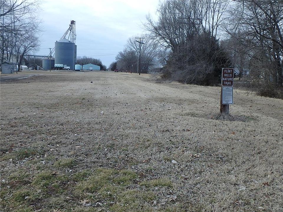 1st image of 0 N 5th St