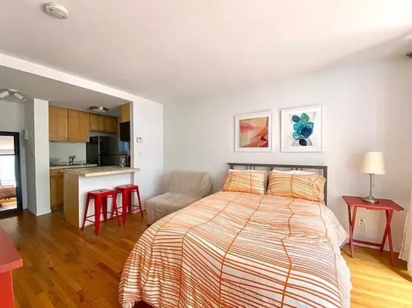 306 Mott Street image 1 of 8
