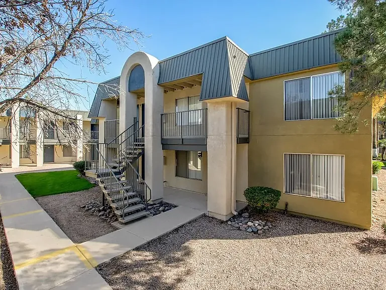 The Quails Apartments — Photo 21